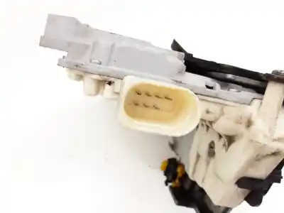 Pezzo di ricambio per auto di seconda mano serratura porta anteriore destra per audi a3 (8p) 2.0 tdi riferimenti oem iam 4f1837016  