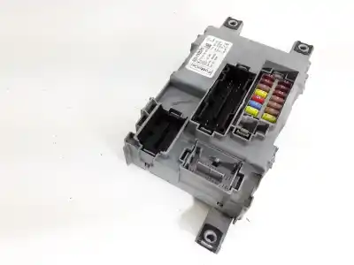 Peça sobressalente para automóvel em segunda mão CAIXA DE FUSÍVEIS E RELÉS por FORD KA (CCU)  Referências OEM IAM 00517935210  