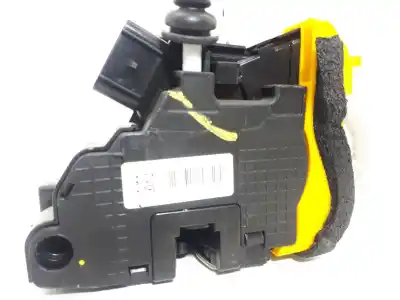 Second-hand car spare part front right door lock for kia cee´d drive oem iam references 81320a2410  