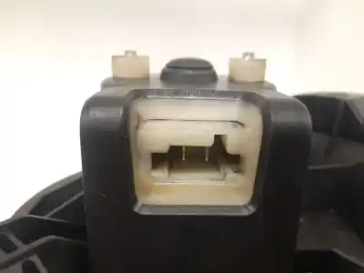 Pezzo di ricambio per auto di seconda mano motore di riscaldamento per opel corsa d (s07) 1.3 cdti (l08, l68) riferimenti oem iam   13335075