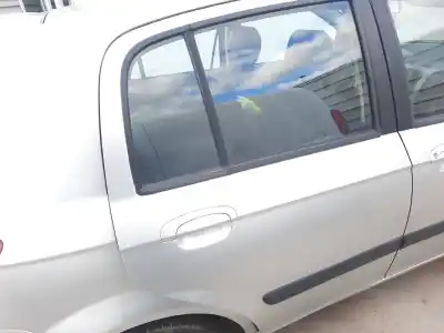 Автозапчасти б/у дверь задняя правая за hyundai getz (tb) 1.5 crdi gls ссылки oem iam 