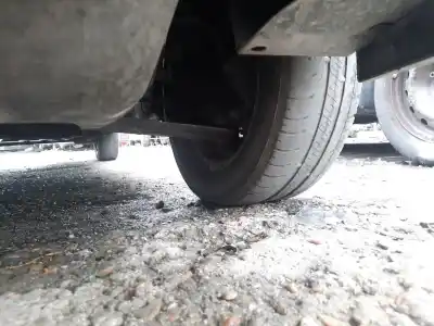 Автозапчасти б/у передняя левая кулачка за hyundai getz (tb) 1.5 crdi gls ссылки oem iam 