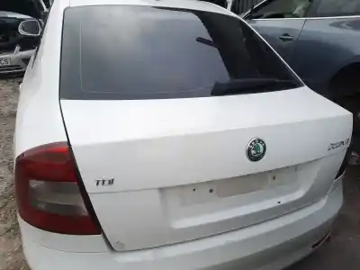 Pezzo di ricambio per auto di seconda mano portellone per skoda octavia ii (1z3) 1.6 tdi riferimenti oem iam 
