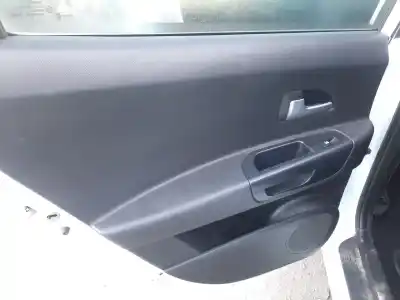 Pezzo di ricambio per auto di seconda mano  per KIA CEE'D FASTBACK (ED)  Riferimenti OEM IAM 834711H010  