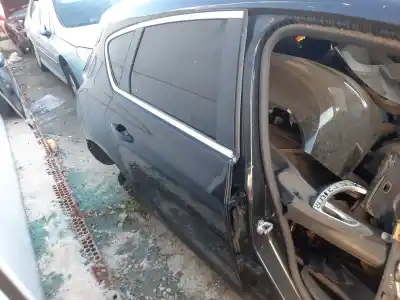 İkinci el araba yedek parçası arka sag kapi için opel astra j (p10) 1.7 cdti (68) oem iam referansları   