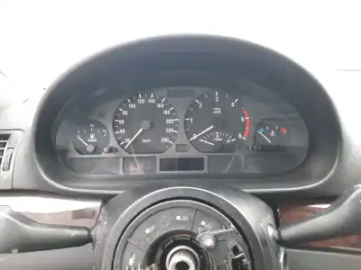 Автозапчастина б/у ПАНЕЛЬ ІНСТРУМЕНТІВ для BMW 3 (E46)  Посилання на OEM IAM   