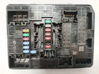 İkinci el araba yedek parçası Röle/sigorta Kutusu için NISSAN TOWNSTAR FURGONETA/MONOVOLUMEN (XFK) 1.3 OEM IAM referansları 284B77366R T62600Z23B 