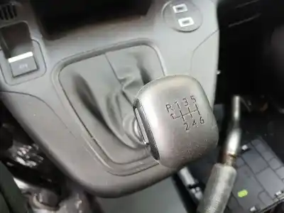 Peça sobressalente para automóvel em segunda mão alavanca de velocidades por opel combo e tour / life (k9) 1.5 referências oem iam 