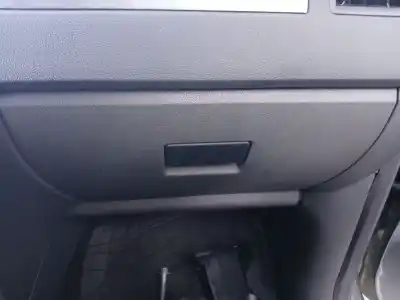 Автозапчастина б/у бардачок для ford c-max (dm2) 1.8 tdci посилання на oem iam 