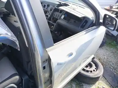 Second-hand car spare part front right door for dodge journey sxt oem iam references   