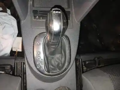 Peça sobressalente para automóvel em segunda mão alavanca de velocidades por volkswagen touran (1t3) 1.6 tdi referências oem iam 