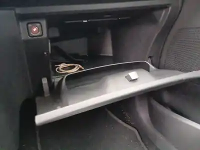 Pezzo di ricambio per auto di seconda mano scatola di guanti per citroen c3 ii (sc_) 1.4 hdi 70 (sc8hzc, sc8hr0, sc8hp4) riferimenti oem iam   