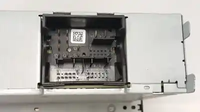 Second-hand car spare part audio system / radio cd for seat leon (5f1) 1.6 tdi oem iam references 5f0035869 a2c37975107 