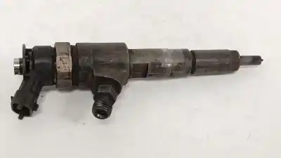 Pezzo di ricambio per auto di seconda mano INIETTORE per PEUGEOT 206 HATCHBACK (2A/C) 1.4 HDi Riferimenti OEM IAM 0445110252  