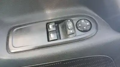 Автозапчастина б/у передні вікний вмикач для CITROEN C3 II (SC_) 1.4 HDI 70 (SC8HZC, SC8HR0, SC8HP4) Посилання на OEM IAM   