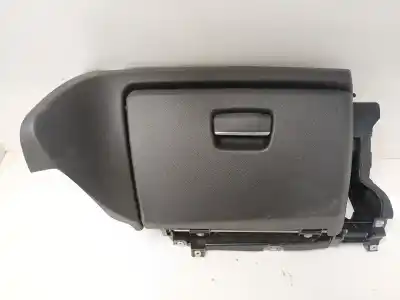 Recambio de automóvil de segunda mano de GUANTERA para BMW 1 (E81) 118 d referencias OEM IAM 698268106  