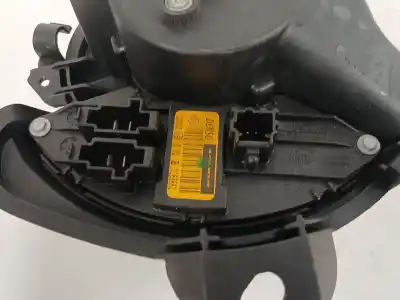 Pezzo di ricambio per auto di seconda mano motore di riscaldamento per opel corsa d (s07) 1.3 cdti (l08, l68) riferimenti oem iam 5d3330100 g1775080 5d3130100