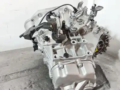 Автозапчасти б/у коробка передач за hyundai i30 (pde, pd, pden) 1.5 ссылки oem iam bd90rb  006211