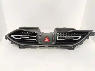 Автозапчасти б/у аэрационная решетка за hyundai i30 (pde, pd, pden) 1.5 ссылки oem iam 93730g4aa0
