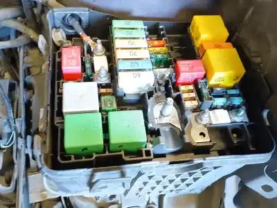 Second-hand car spare part fuse box unit for citroen c4 cactus 1.6 bluehdi 100 oem iam references 