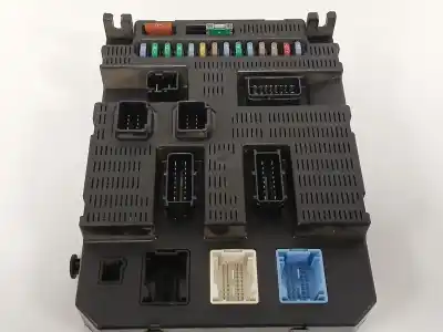 Second-hand car spare part fuse box unit for peugeot 207/207+ (wa_, wc_) 1.6 hdi oem iam references 9659285580
