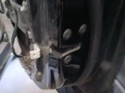 Gebrauchtes Autoersatzteil türschloss vorne rechts zum kia sorento i (jc) 2.5 crdi oem-iam-referenzen 