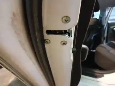 Second-hand car spare part rear left door lock for hyundai i40 i (vf) 1.7 crdi oem iam references 