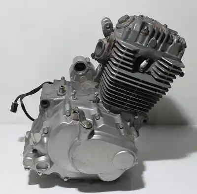 Pièce détachée automobile d'occasion moteur complet pour derbi senda 125 senda 125 r références oem iam honda jd09e  68443