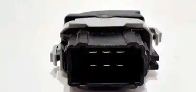 Peça sobressalente para automóvel em segunda mão botão / interruptor elevador vidro traseiro direito por renault clio iii exception referências oem iam 214936b  41776