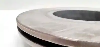 Second-hand car spare part front disc brake for renault clio iii exception oem iam references 7701207795  41825