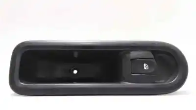 Second-hand car spare part right front power window switch for renault clio iii exception oem iam references 8200356517b  47274