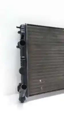 Автозапчастина б/у водяний радіатор для renault clio ii fase ii (b/cb0) authentique посилання на oem iam 8200156548  47303