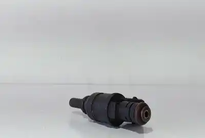 Second-hand car spare part injector for audi a3 (8l) 1.8 ambiente oem iam references 06a906031d