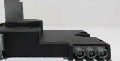 Second-hand car spare part electronic module for audi a3 (8p) 2.0 tdi ambiente oem iam references 8p3035225  60299