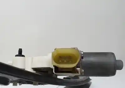 Peça sobressalente para automóvel em segunda mão elevador de vidros dianteiro direito por bmw serie 3 berlina (e90) 318d referências oem iam 7060266s  67091