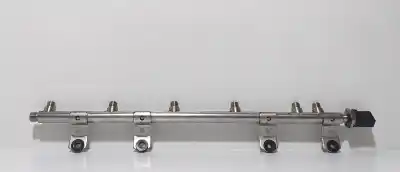 Peça sobressalente para automóvel em segunda mão RÉGUA / RAMPA DE INJETORES por BMW SERIE 1 LIM. (F20)  Referências OEM IAM 7628049  60993