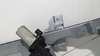 Автозапчастина б/у регулятор переднього правого скла для dacia sandero básico посилання на oem iam 9030256  67486