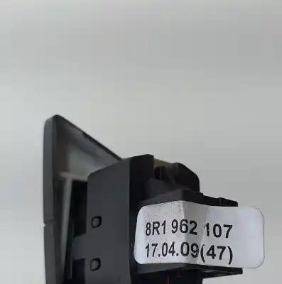 Автозапчастина б/у інтеркулер для audi q5 (8r) 3.0 v6 24v tdi посилання на oem iam 8r1962107  68890