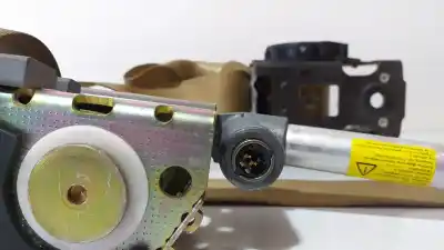 Pezzo di ricambio per auto di seconda mano cintura di sicurezza posteriore destra per bmw serie 7 (e65/e66) 735i riferimenti oem iam 72117022402  69063