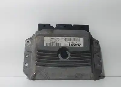 Peça sobressalente para automóvel em segunda mão CENTRALINA DE MOTOR UCE por RENAULT MEGANE II SEDÁN (LM0/1_)  Referências OEM IAM 8200387138  74954