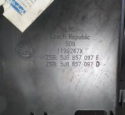 Peça sobressalente para automóvel em segunda mão porta luvas por skoda rapid style referências oem iam 5jb857097e  74021
