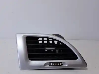 Pièce détachée automobile d'occasion GRILLE D'AÉRATION pour RENAULT MEGANE III BERLINA 5 P  Références OEM IAM 687612553R  76295