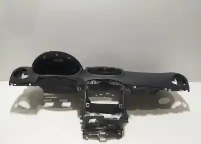 Pièce détachée automobile d'occasion TABLEAU DE BORD pour RENAULT CLIO III  Références OEM IAM 8200884275  77407