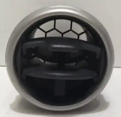 Second-hand car spare part air ventilation grille for nissan qashqai (j10) acenta oem iam references 68760jd10a