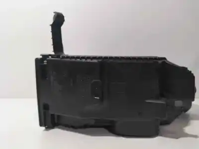 Second-hand car spare part air filter for dacia dokker stepway oem iam references 165008308r  