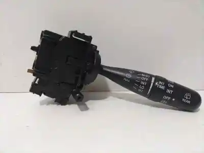 Piesă de schimb auto la mâna a doua maneta stergãtoare pentru toyota corolla (e12) 2.0 d-4d linea sol berlina referințe oem iam 173647
