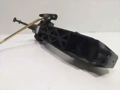 Pezzo di ricambio per auto di seconda mano maniglia esterna anteriore sinistra per toyota corolla (e12) 2.0 d-4d linea sol berlina riferimenti oem iam 6921112220c2  83635