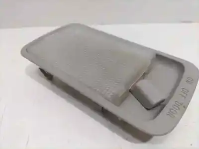 Second-hand car spare part interior light for toyota corolla (e12) 2.0 d-4d linea sol berlina oem iam references 8124013030b0  83653