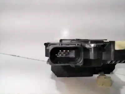 Second-hand car spare part front right door lock for opel corsa e selective oem iam references 13431840  84873