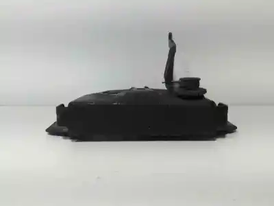 Автозапчастина б/у замок капота для mitsubishi montero (v20/v40) 2500 td gl посилання на oem iam mb669561  86147